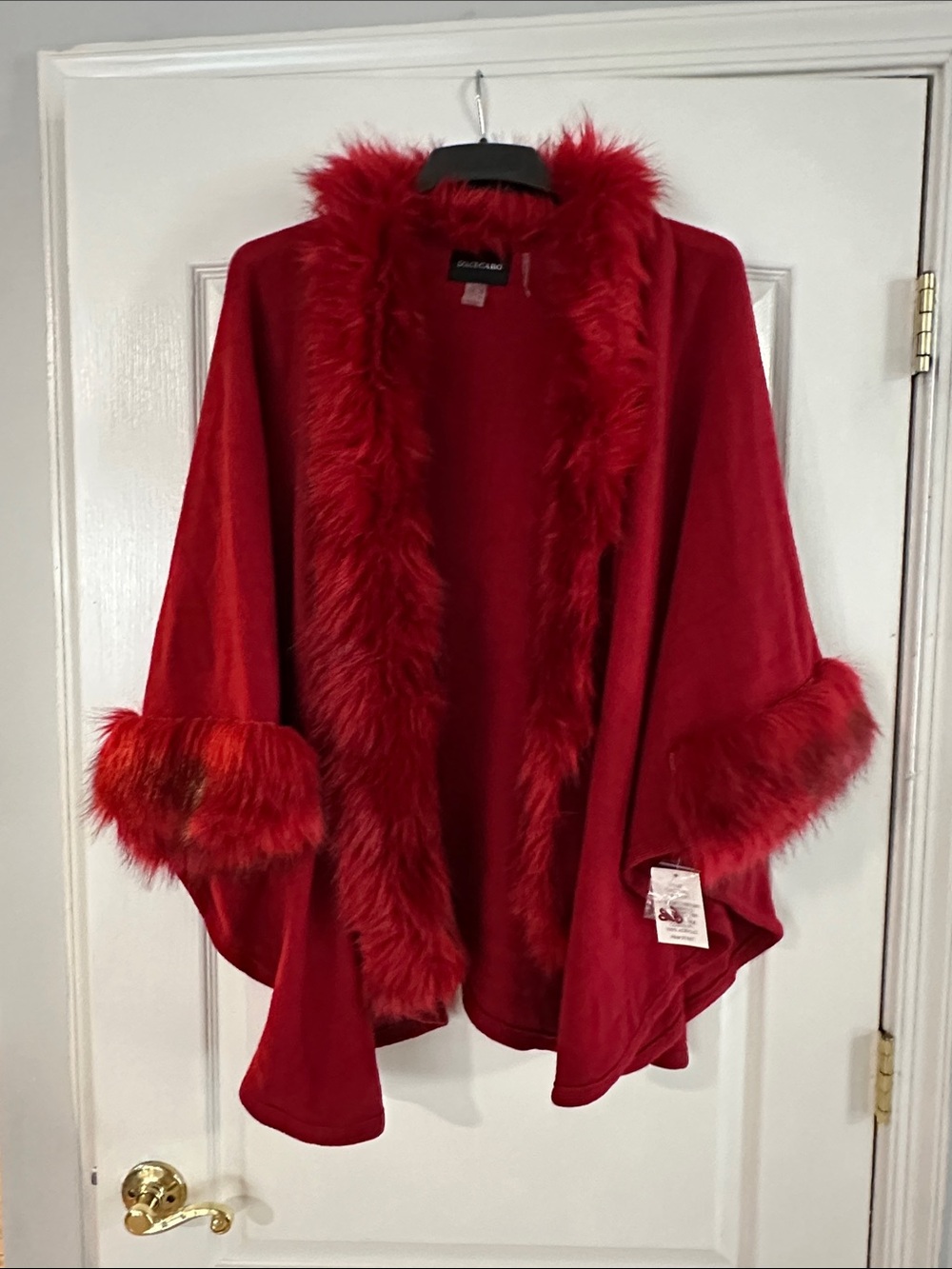 Dolce Cabo Red Faux-Fur Trim Sweater Wrap